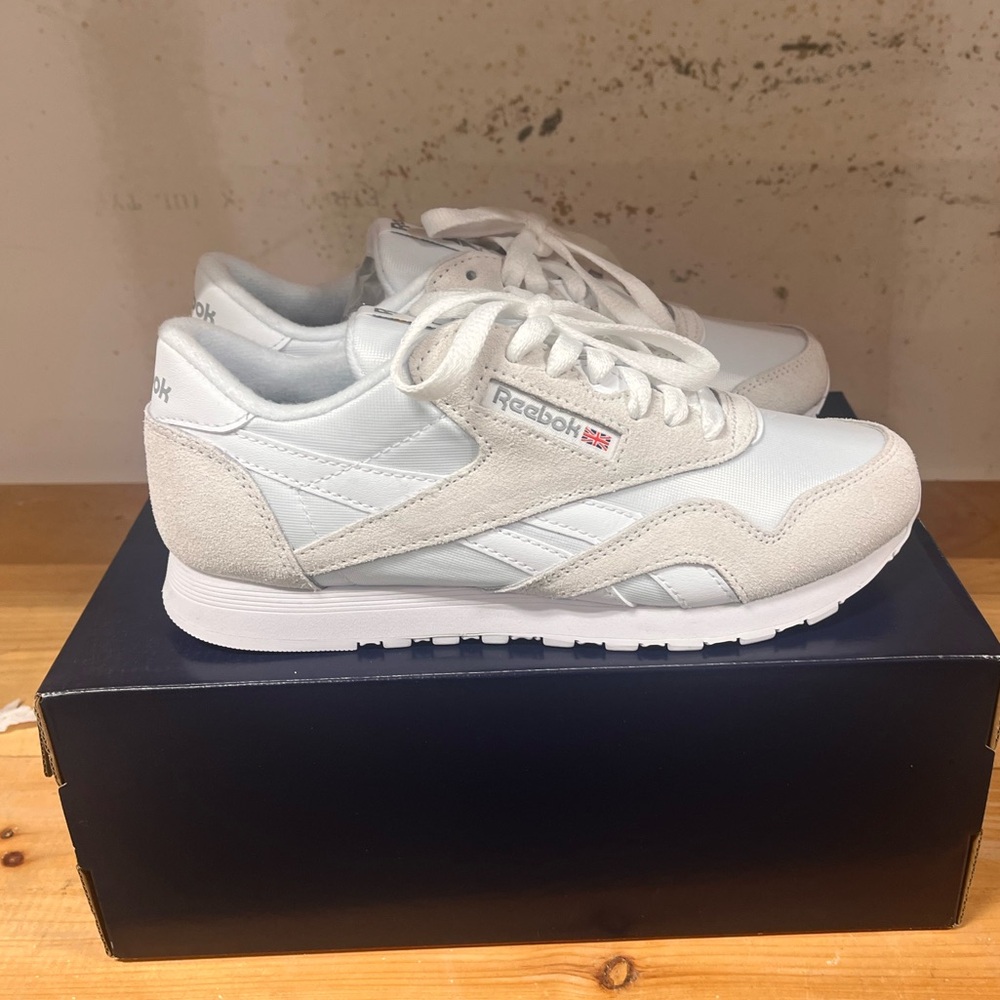 Reebok classic nylon, white/beige, women’s 7